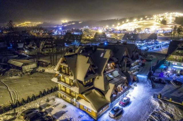 Pensjonat Dziubas - 5 minut na piechotę do stacji narciarskiej Kotelnica i term Bania, parking przy obiekcie