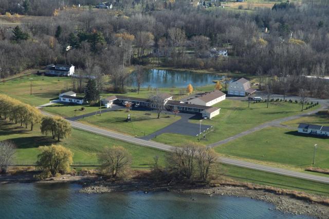 Lakeview Motel & Apartments