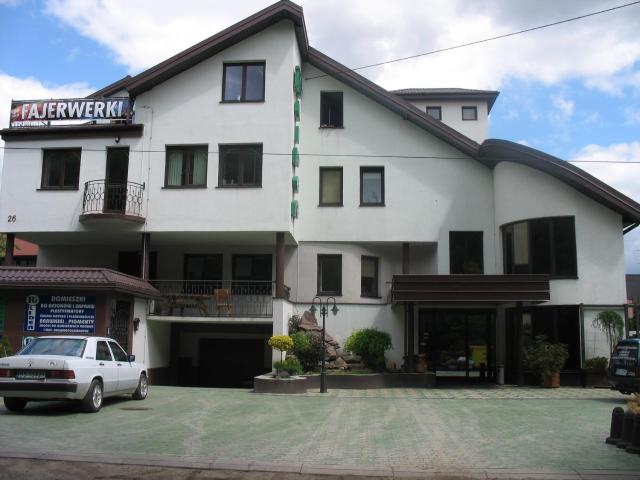 Adeo Hostel