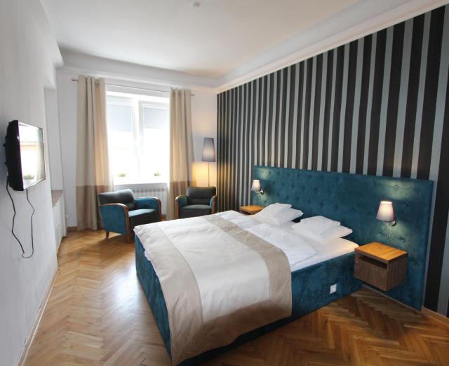 Chmielna 5 Rooms & Apartments