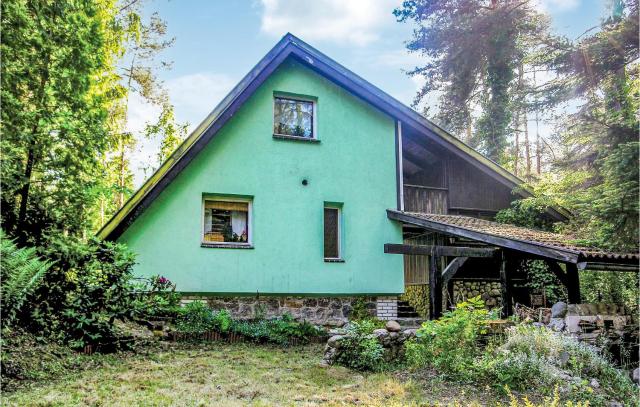 3 Bedroom Cozy Home In Kaminsko