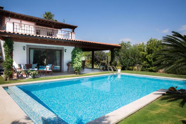 Villa Mertcan by Important Group Travel BD439