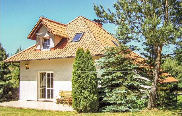 3 Bedroom Amazing Home In Szteklin