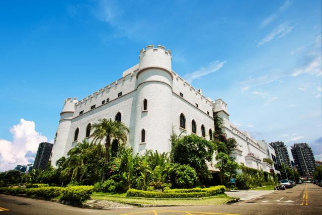 The Castle Ballet Taichung A Boutique Hotel