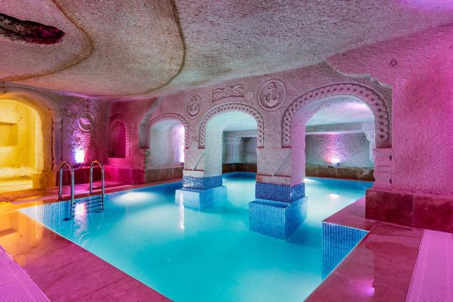 Cappadocia Ennar Cave Swimming Pool Hot & SPA