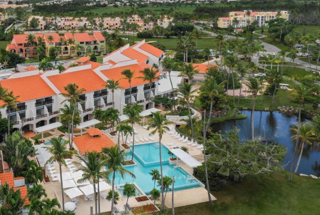 Wyndham Palmas Beach and Golf Boutique Resort