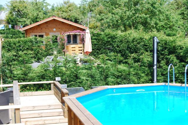 The Cabin with heated outdoor pool