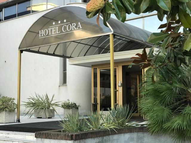 Hotel Cora