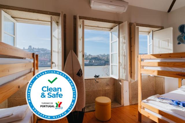 Happy Porto Hostel & Apartments