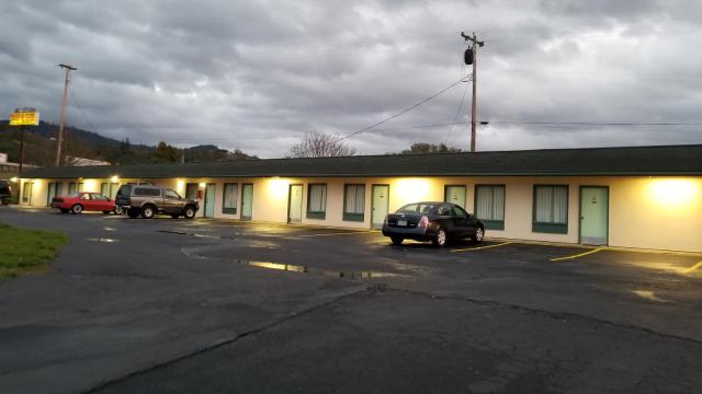 Quick Stop Motel