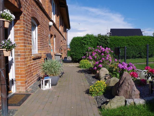 Beautiful Apartment in Hohenkirchen near Sea