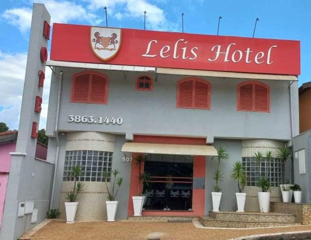 Lelis Hotel