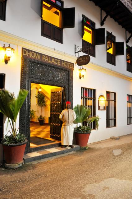 Dhow Palace Hotel