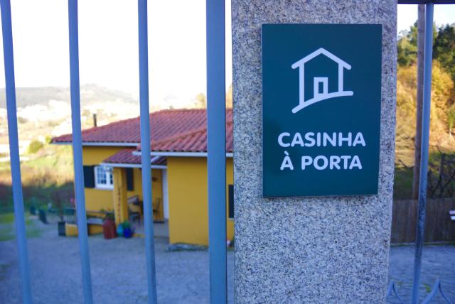 Casinha à Porta