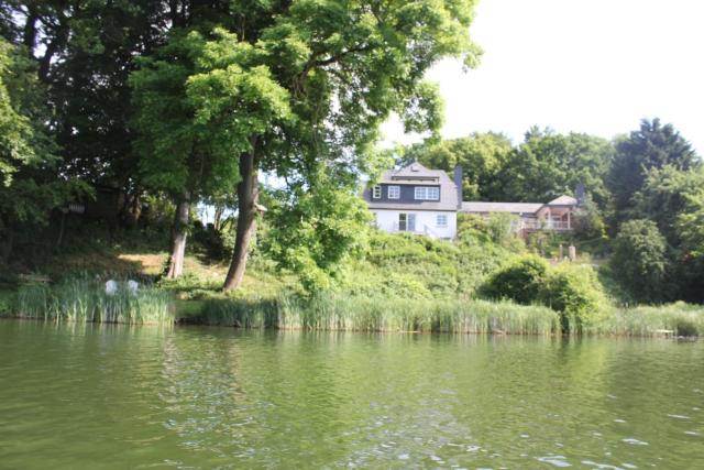 Ferienhaus direkt am Schmalensee