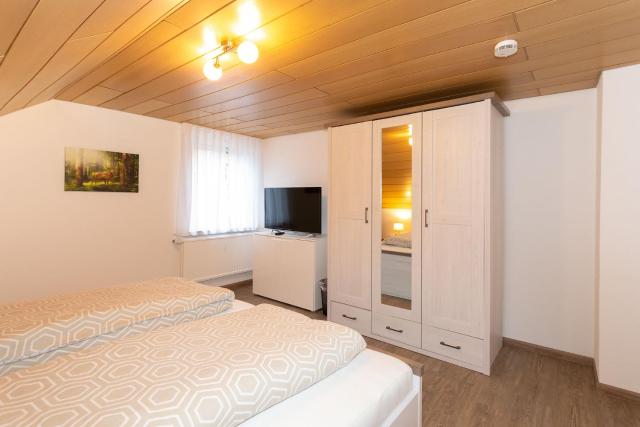 Gästezimmer - Ferienwohnung 2 - Brauhaus Dürr