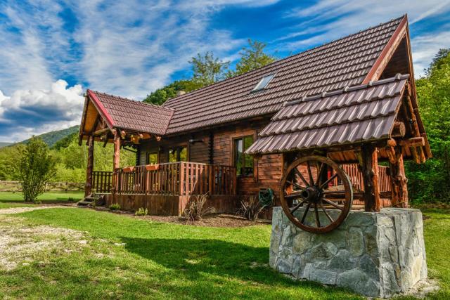 The Little Mountain Cabin