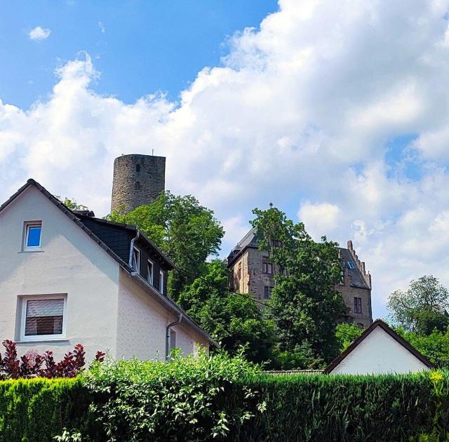 Unterkunft4You-Ferienhaus-Zum-Burgfried