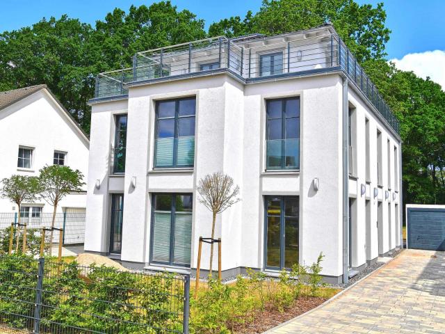 Villa LEVANTE in Binz - Penthouse mit Kamin, Sauna, Seeblick