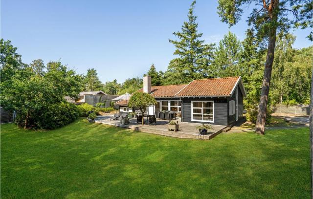 Stunning Home In Væggerløse With Sauna