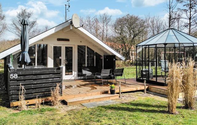 Pet Friendly Home In Oksbøl With Wifi