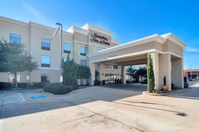 Hampton Inn & Suites Fort Worth-Fossil Creek