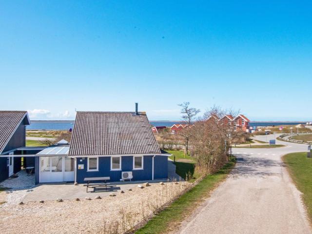 6 person holiday home in Hemmet