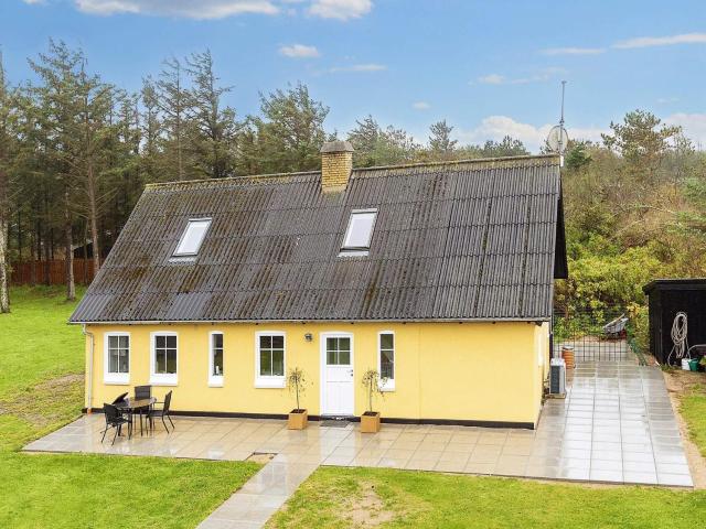 Two-Bedroom Holiday home in Løkken 6