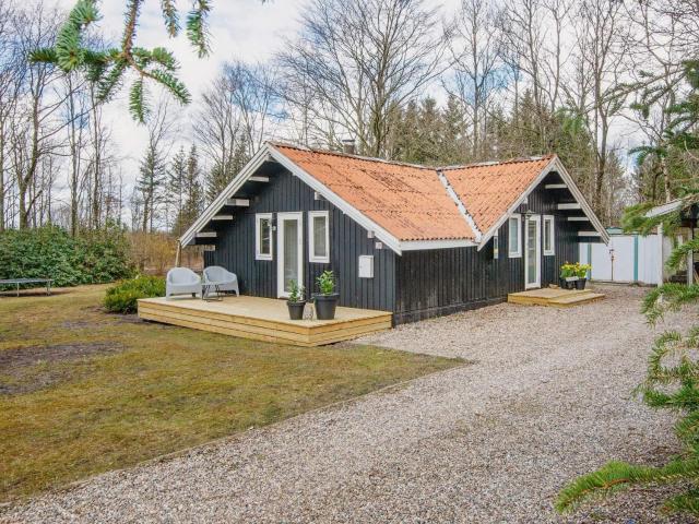 6 person holiday home in Toftlund