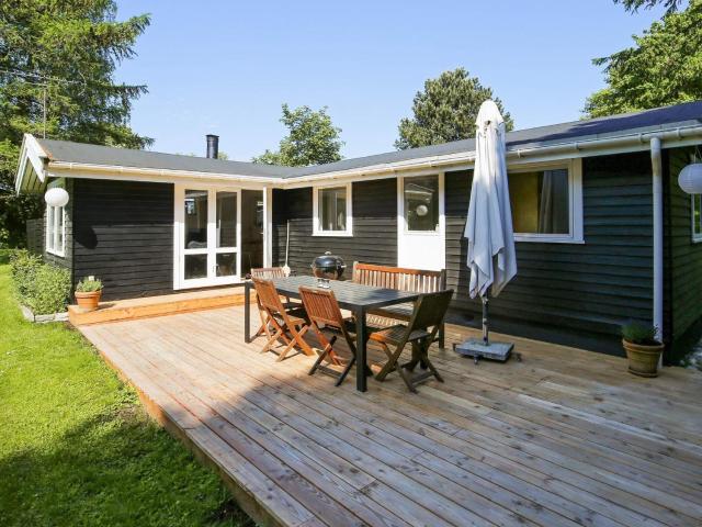 6 person holiday home in Gilleleje