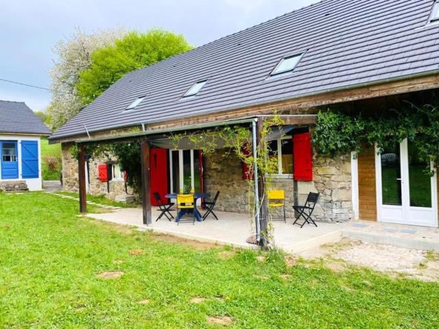 Appartement charmant Orgnac sur Vezere avec jardin et parking