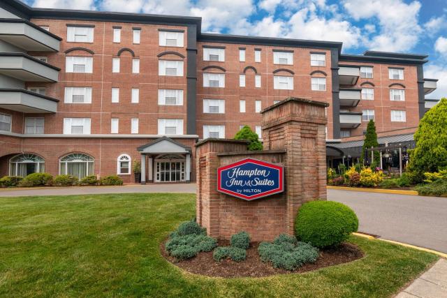 Hampton Inn & Suites Stamford