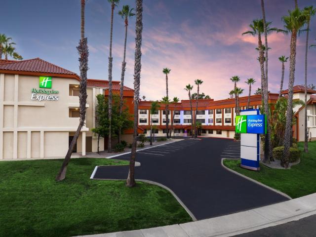 Holiday Inn Express La Mesa Near SDSU, an IHG Hotel