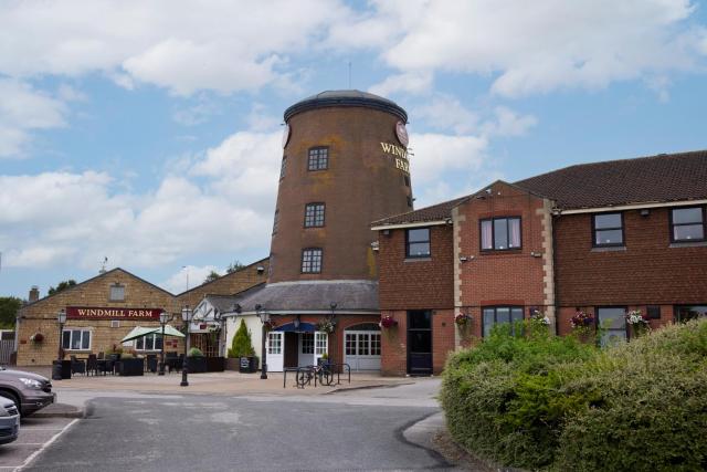 Windmill Farm Lincoln by Greene King Inns