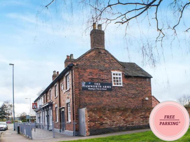 OYO Tamworth Arms Boutique Pub & Hotel