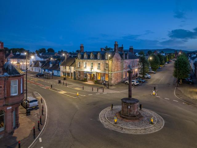 Buccleuch and Queensberry Arms Hotel