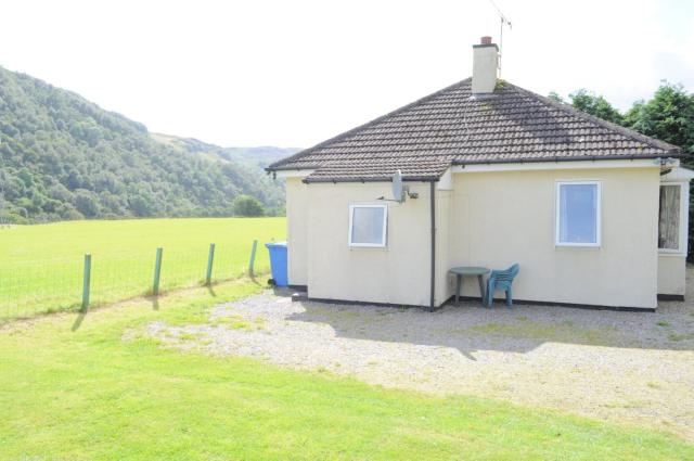 Lamont Chalet Self catering holiday homes Creagmhor Glenelg IV408LA