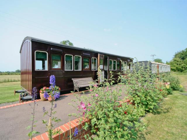 Railway Carriage One - E5337