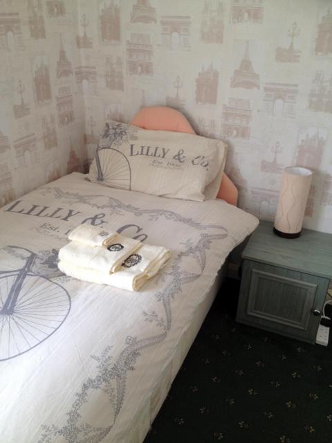 Liverpool Airport Rooms