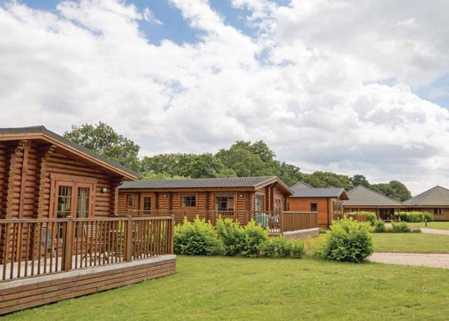 Langmere Lakes Lodges