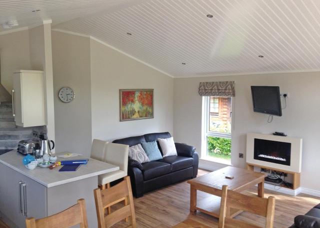 Langmere Lakes Lodges