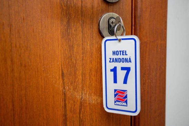 Hotel Zandoná