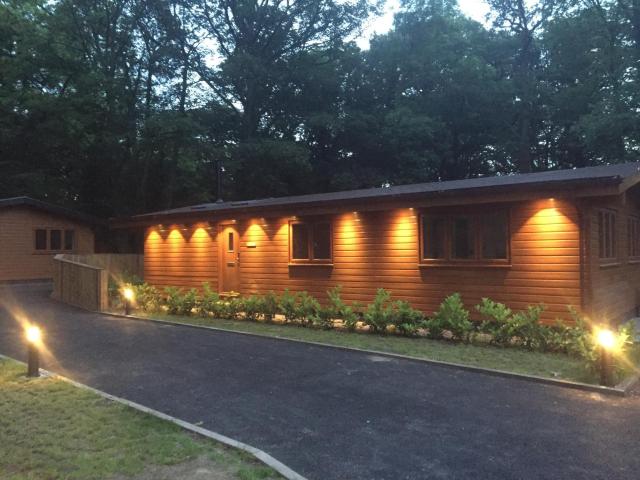 Shellow Lane Lodges