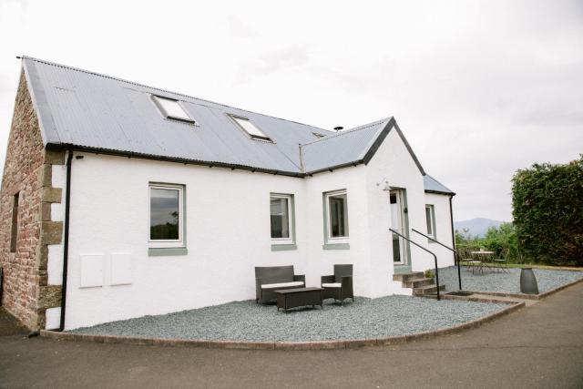 Dunruadh Cottage