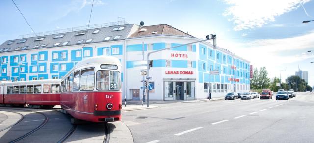 Lenas Donau Hotel