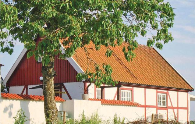 Pet Friendly Home In Hjärnarp With Wifi