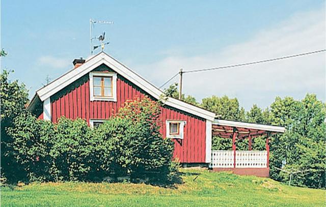 2 Bedroom Amazing Home In Tranås