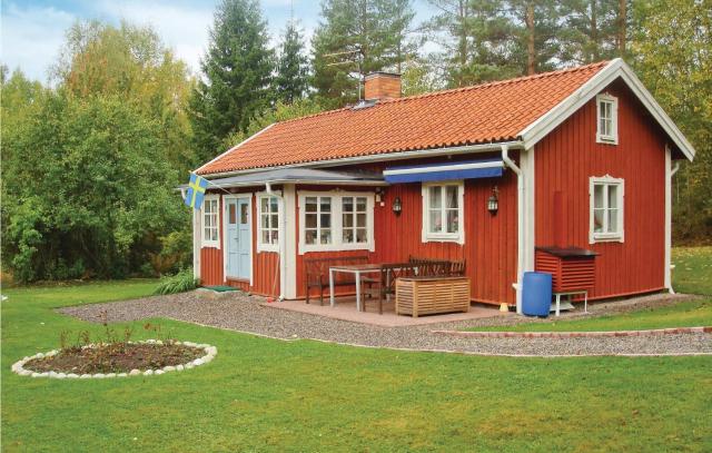 2 Bedroom Stunning Home In Björnlunda