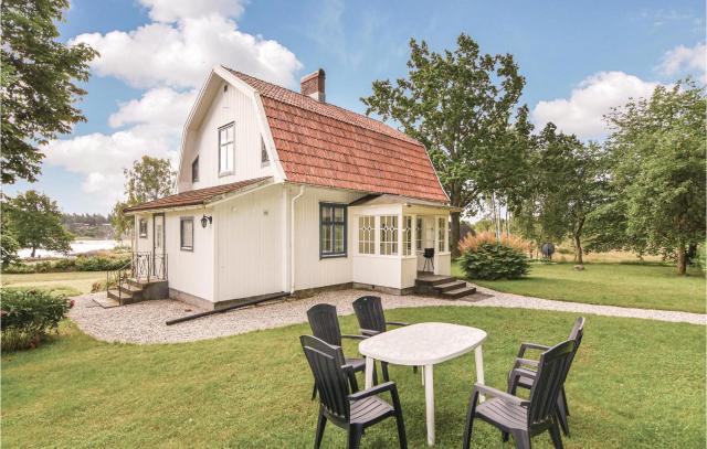 Stunning Home In Köpmannebro With Kitchen