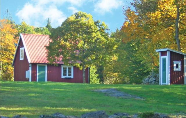 1 Bedroom Cozy Home In Ronneby